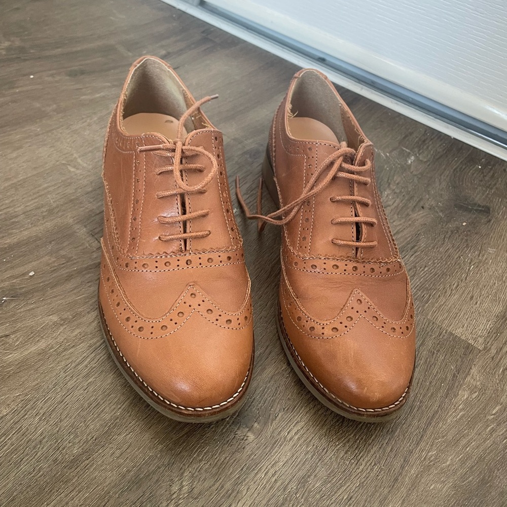 Classic Tan Leather Brogue Shoes